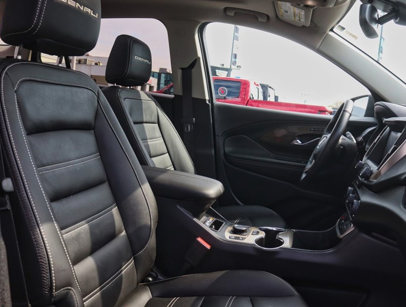 2024 Gmc Terrain AWD 4Dr Denali