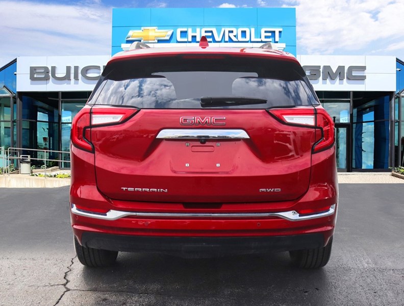 2024 Gmc Terrain AWD 4Dr Denali