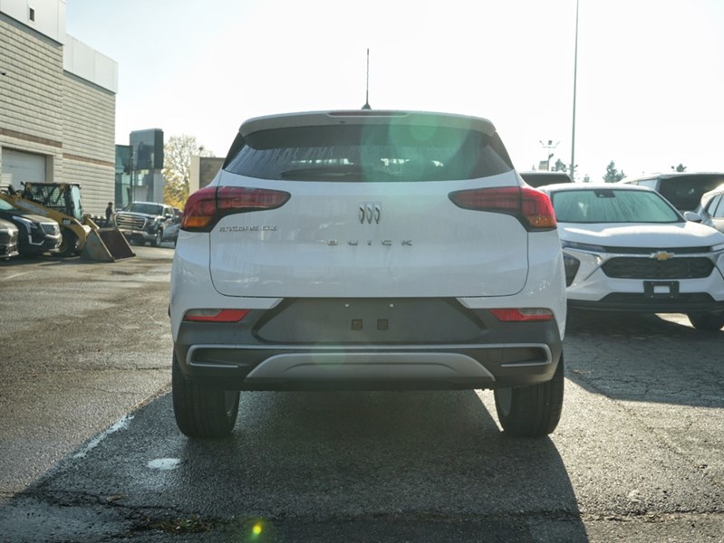 2025 Buick Encore GX FWD 4dr Preferred