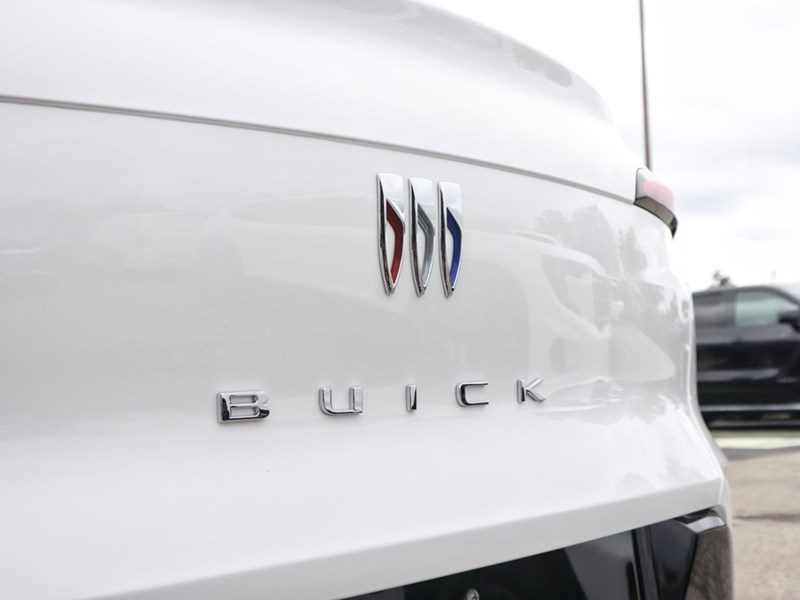 2025 Buick Envista FWD 4dr Sport Touring