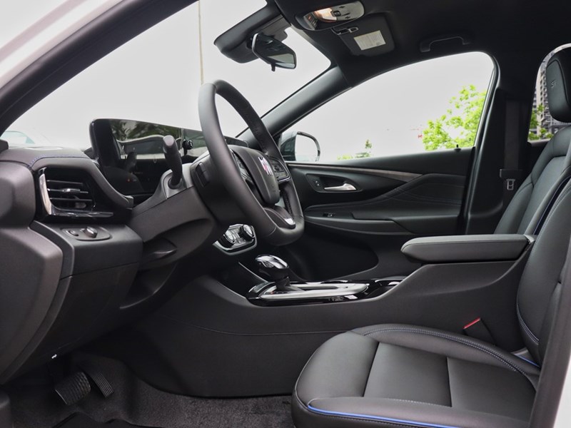 2025 Buick Envista FWD 4dr Sport Touring