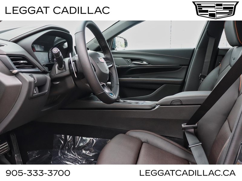 2025 Cadillac CT4 4dr Sdn Sport