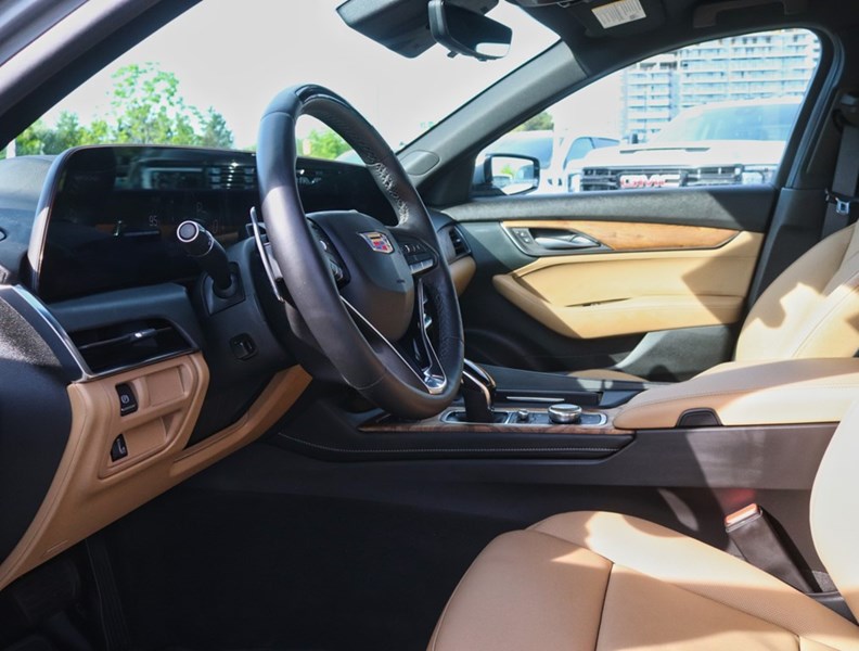 2025 Cadillac Ct5 4Dr Sdn Premium Luxury