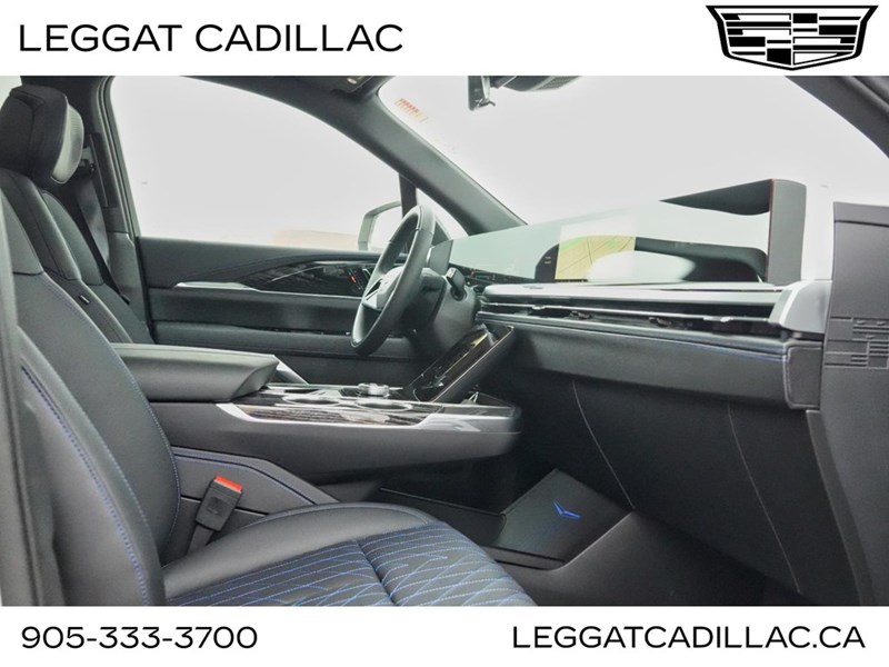 2025 Cadillac Escalade IQ AWD 4dr Sport 1