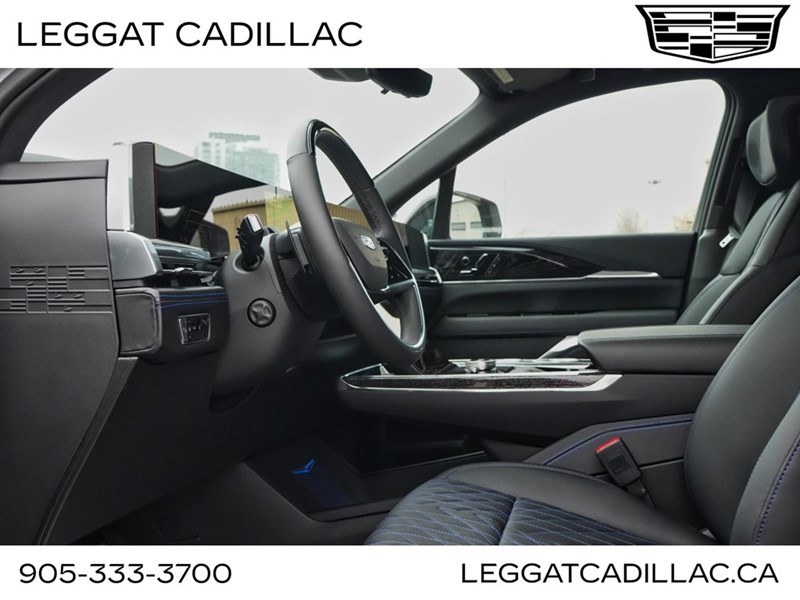 2025 Cadillac Escalade IQ AWD 4dr Sport 1