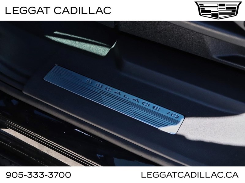 2025 Cadillac Escalade IQ AWD 4dr Sport 1