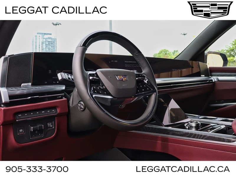 2025 Cadillac Escalade 4WD 4dr Premium Luxury