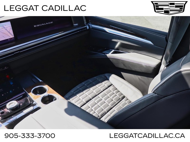 2025 Cadillac Escalade 4WD 4dr Premium Luxury Platinum