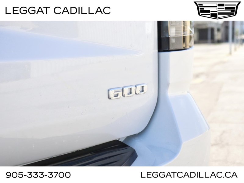 2025 Cadillac Escalade 4WD 4dr Premium Luxury Platinum