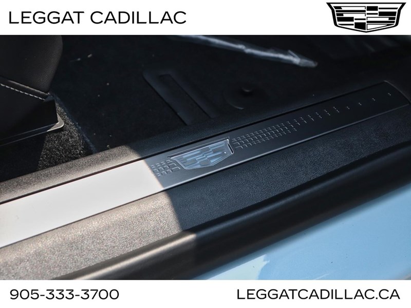 2025 Cadillac OPTIQ AWD 4dr Sport w/1SF