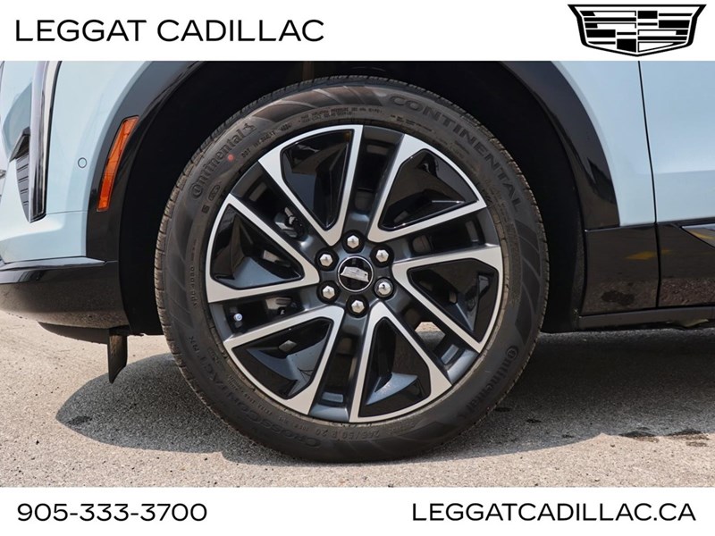 2025 Cadillac OPTIQ AWD 4dr Sport w/1SF