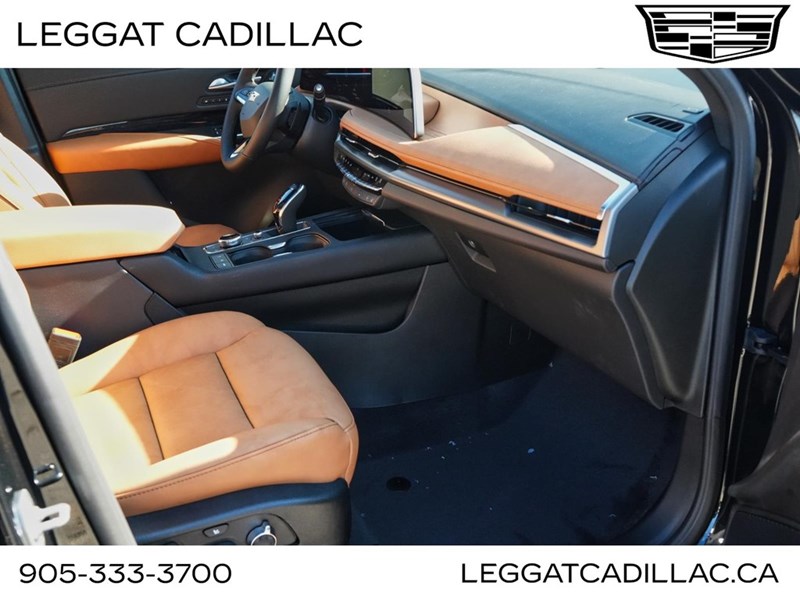 2025 Cadillac XT4 AWD 4dr Sport