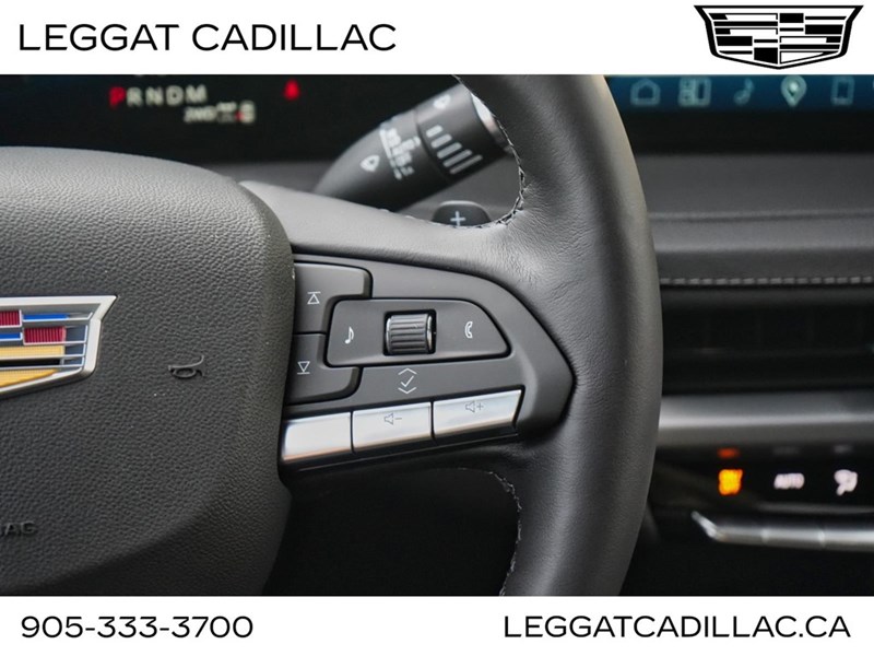 2025 Cadillac XT4 AWD 4dr Premium Luxury