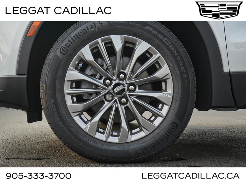 2025 Cadillac XT4 AWD 4dr Premium Luxury