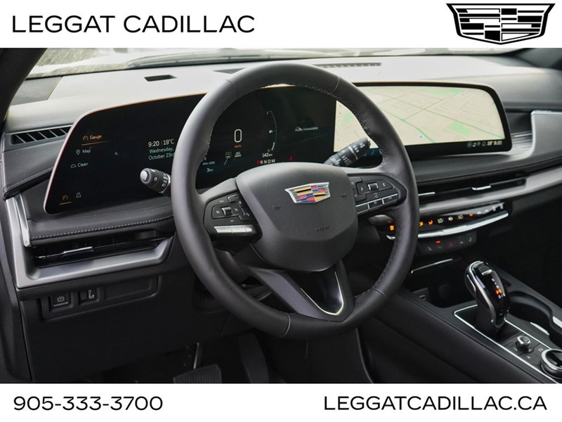 2025 Cadillac XT4 AWD 4dr Premium Luxury