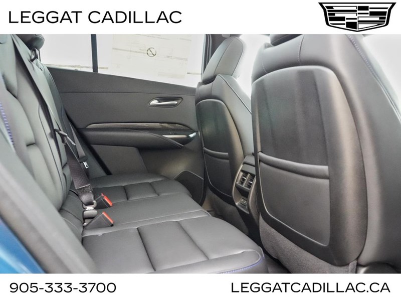 2025 Cadillac XT4 AWD 4dr Sport