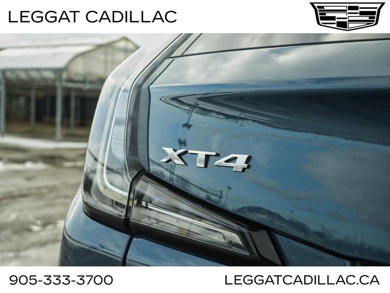 2025 Cadillac XT4 AWD 4dr Sport