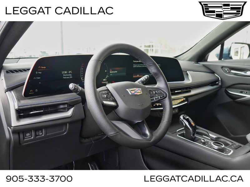 2025 Cadillac XT4 AWD 4dr Sport