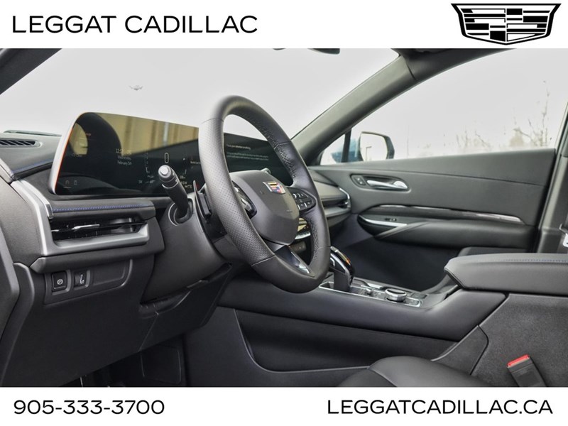2025 Cadillac XT4 AWD 4dr Sport