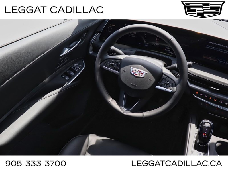 2025 Cadillac XT4 AWD 4dr Premium Luxury