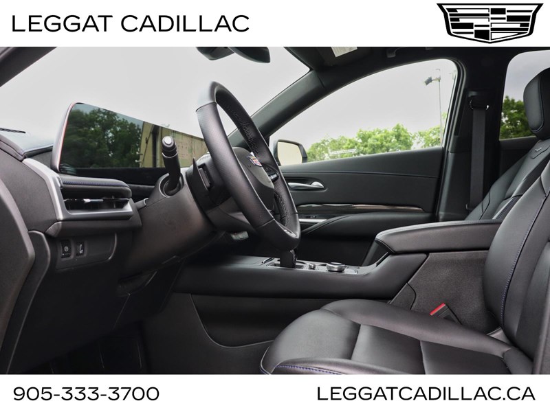 2025 Cadillac XT4 AWD 4dr Sport