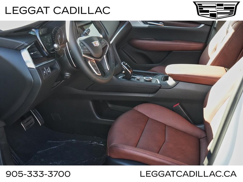 2025 Cadillac XT5 AWD 4dr Sport