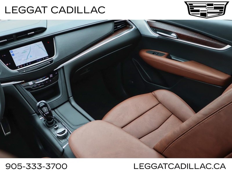 2025 Cadillac XT5 AWD 4dr Sport