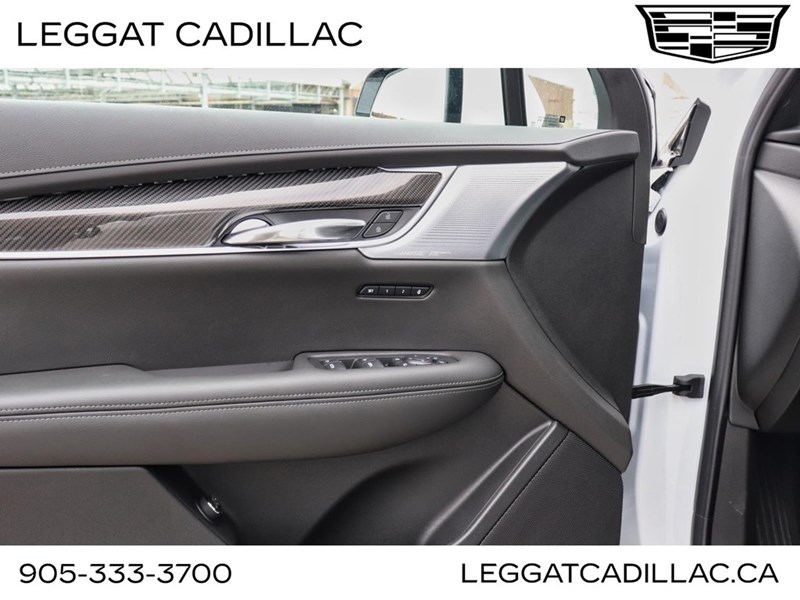 2025 Cadillac XT6 AWD 4dr Sport