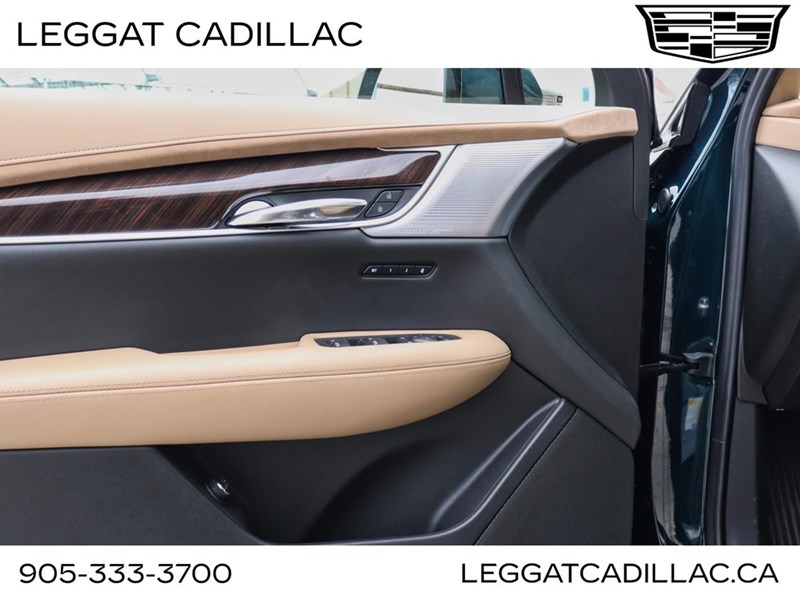 2025 Cadillac XT6 AWD 4dr Sport