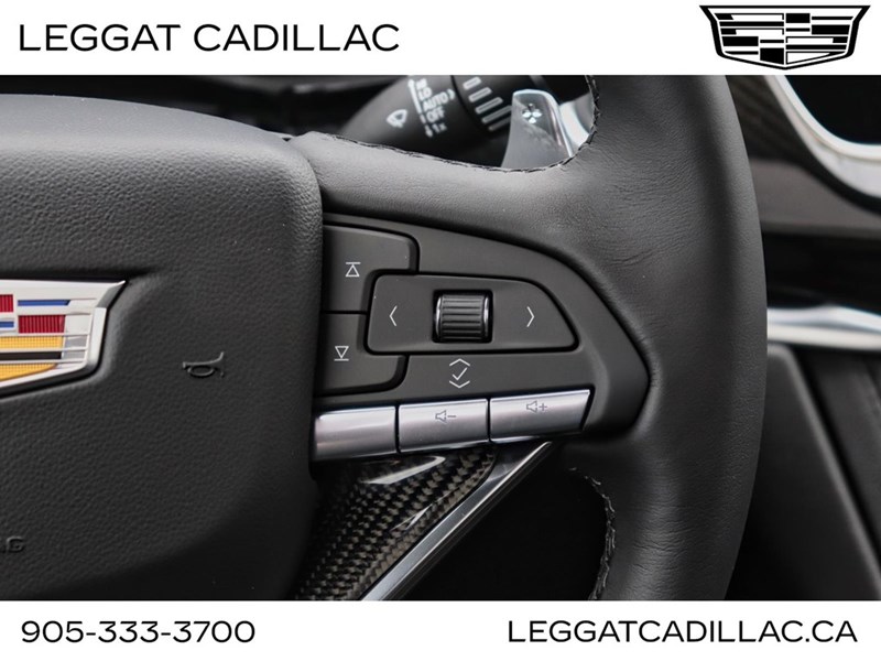 2025 Cadillac XT6 AWD 4dr Sport
