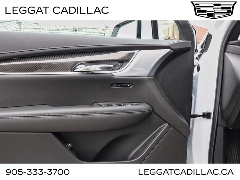 2025 Cadillac XT6 AWD 4dr Sport