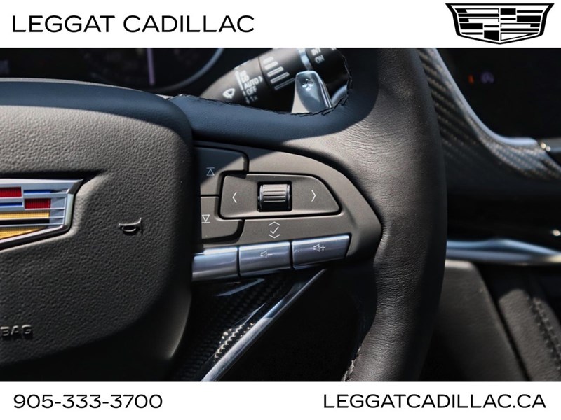 2025 Cadillac XT6 AWD 4dr Sport