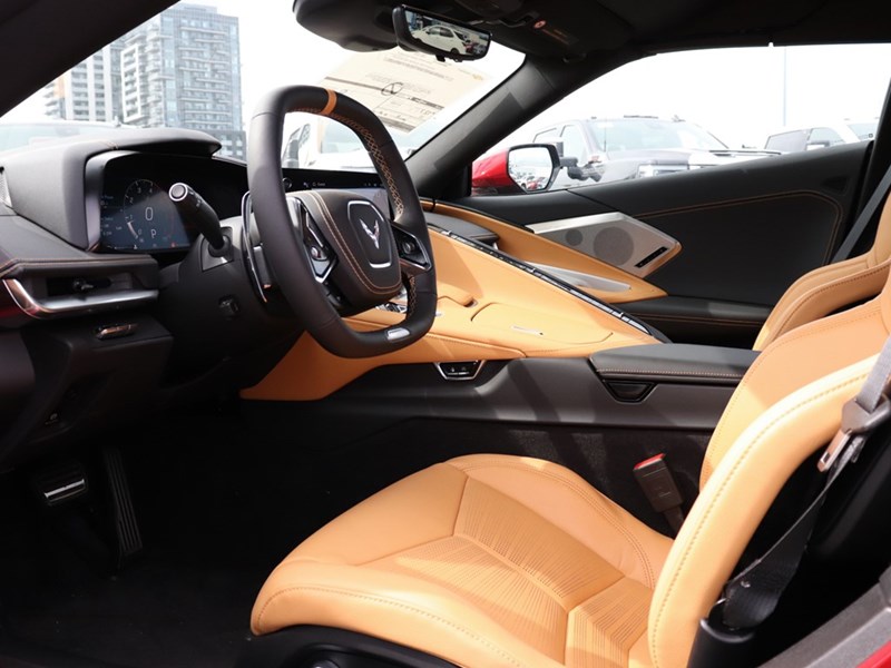 2025 Chevrolet Corvette 2dr E-Ray Conv w/2LZ