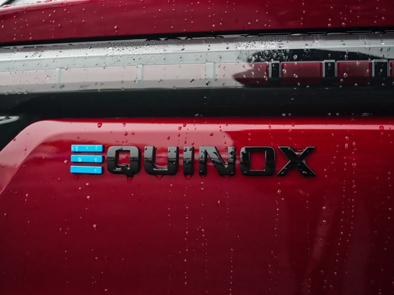 2025 Chevrolet Equinox EV 4dr RS