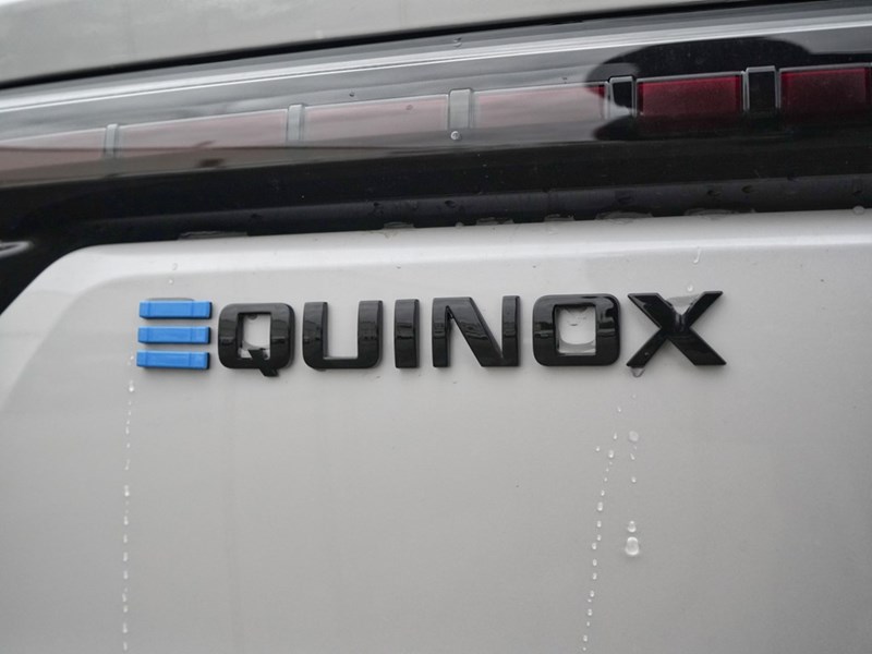 2025 Chevrolet Equinox EV 4dr RS
