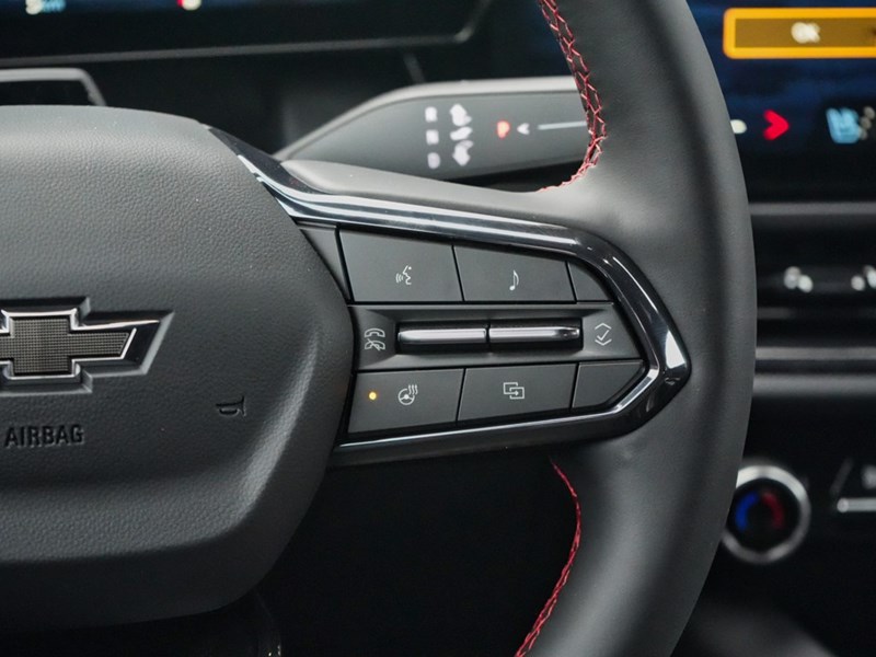 2025 Chevrolet Equinox EV 4dr RS
