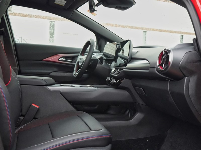 2025 Chevrolet Equinox EV 4dr RS