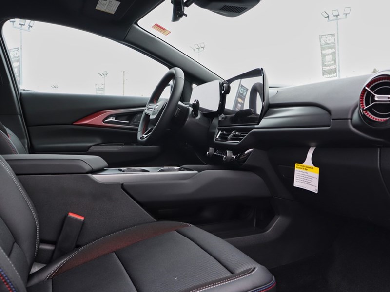 2025 Chevrolet Equinox EV 4dr RS