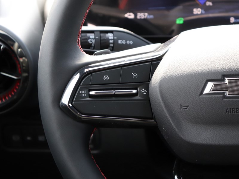 2025 Chevrolet Equinox EV 4dr RS