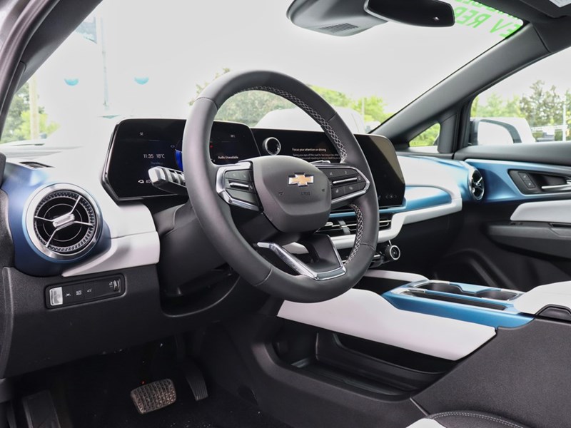 2025 Chevrolet Equinox EV 4dr LT