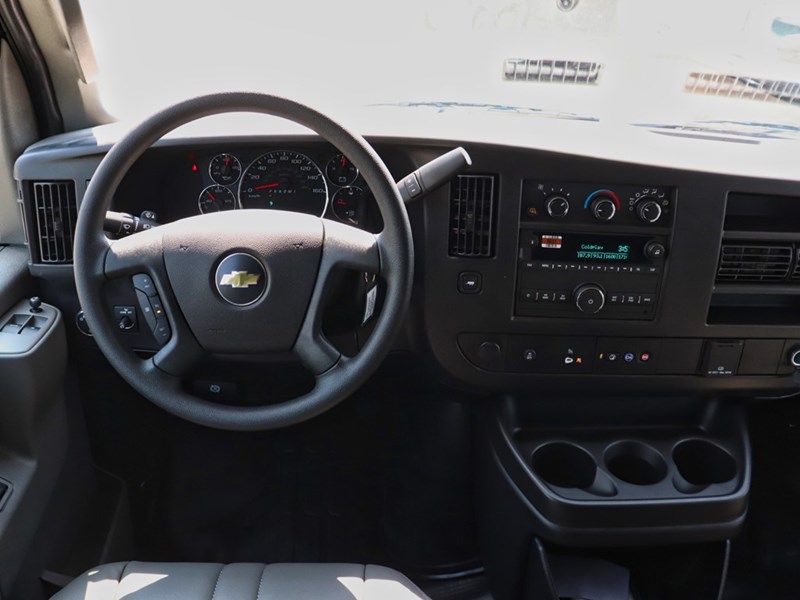 2025 Chevrolet Express 2500 RWD 2500 155