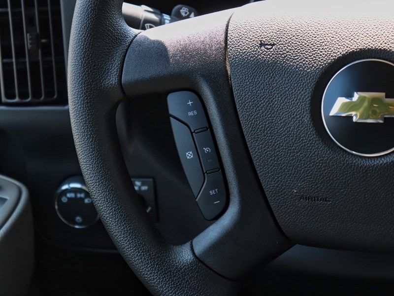 2025 Chevrolet Express 2500 RWD 2500 155