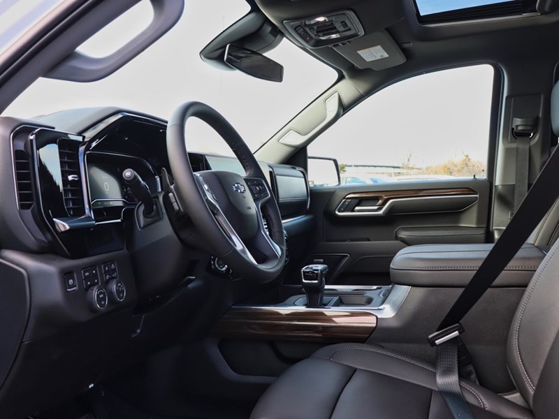 2025 Chevrolet Silverado 1500 4WD Crew Cab 147