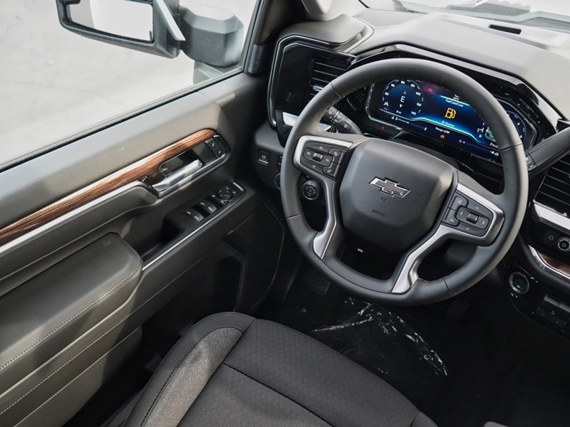 2025 Chevrolet Silverado 2500HD 4WD Crew Cab 159