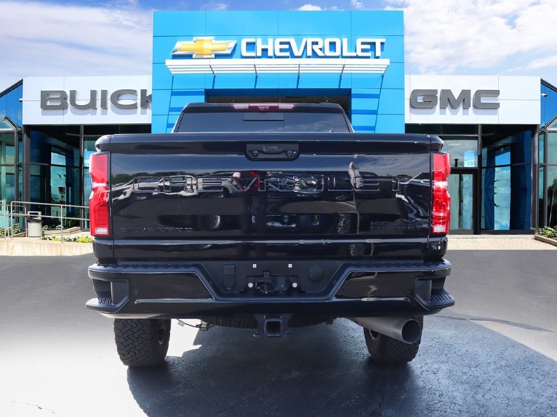 2025 Chevrolet Silverado 2500HD HIGHCOUNTRY | DIESEL | ONLY16000KMS | BLACKEDOUT |
