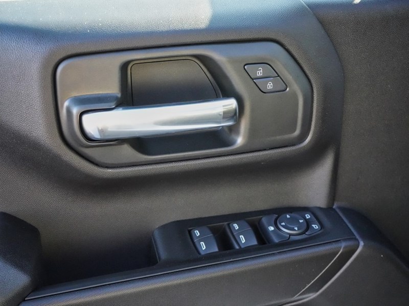2025 Chevrolet Silverado 1500 4WD Crew Cab 147