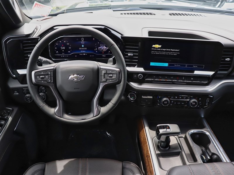 2025 Chevrolet Silverado 1500 4WD Crew Cab 147