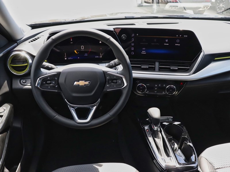 2025 Chevrolet Trax FWD 4dr LT