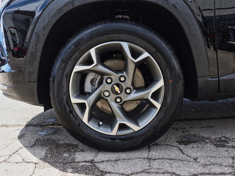2025 Chevrolet Trax FWD 4dr LT