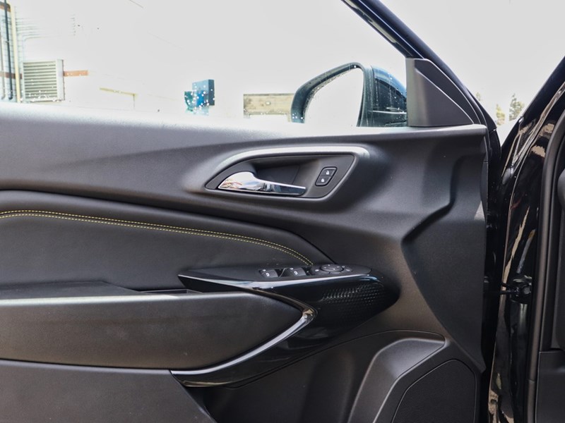 2025 Chevrolet Trax FWD 4dr LT